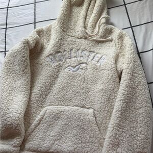 Hollister Cream Sherpa Hoodie
